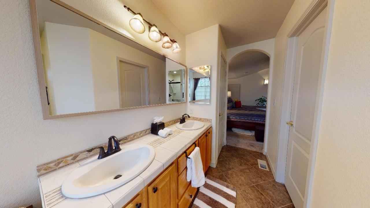 120 Winding Meadow By Vacation Rentals For You Monument Exterior foto